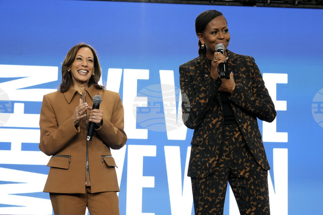 Къде е Мишел Обама, или когато едно отсъствие говори много повече от едно присъствие