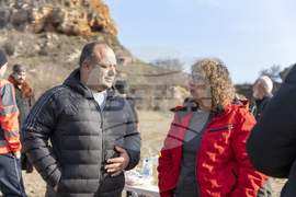 Община Каварна - Село Българево - почистване на местността „Болата“ - Снимка: Александра Антонова