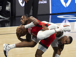 Rockets Spurs Basketball