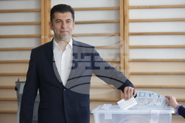 Кирил Петков - избори - гласуване