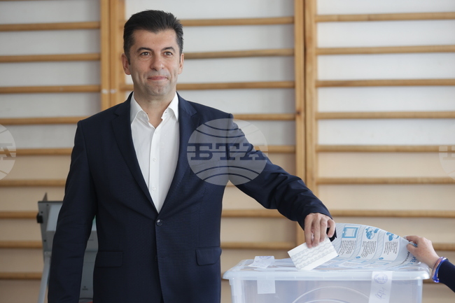 Кирил Петков - избори - гласуване