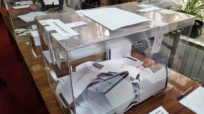 В подвижна избирателна секция в Търговище до 16:00 часа са гласували 31 души с трайни увреждания от 45, заявили желание