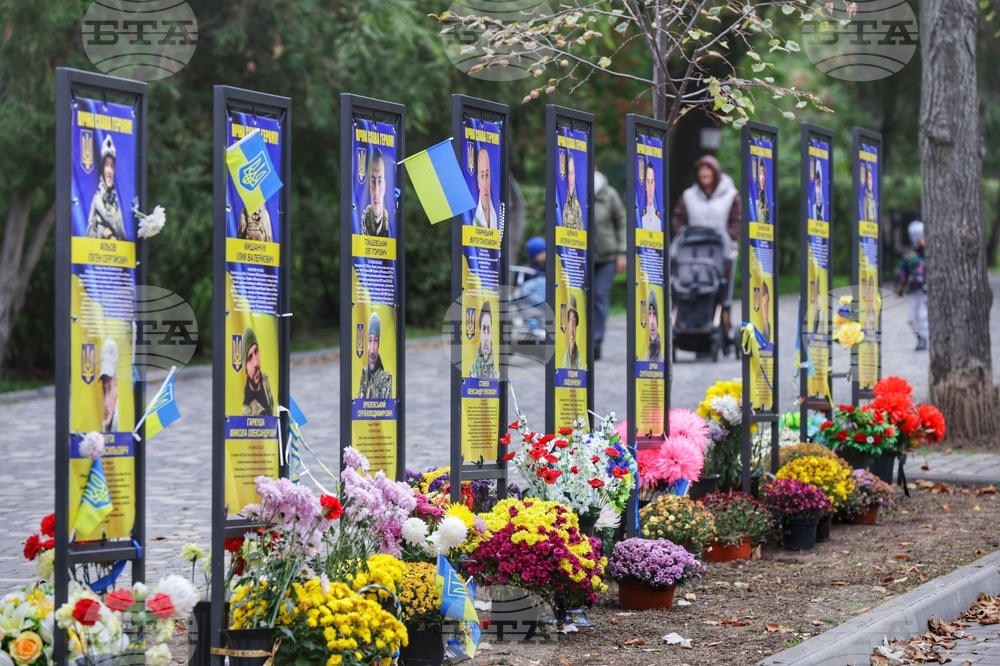 Украйна - Одеса - Паметник на Тарас Шевченко - Алея на героите