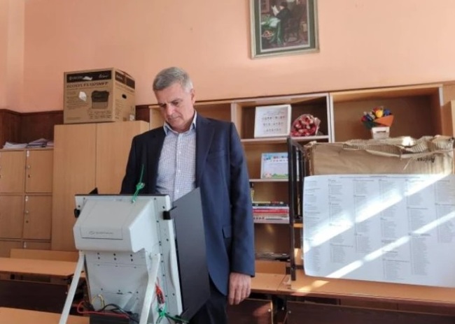 Стефан Янев: Очаквам най-сетне хората да разберат, че техният глас е важен