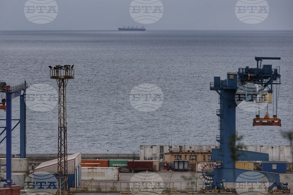 Украйна - Одеса - ежедневие - пристанище