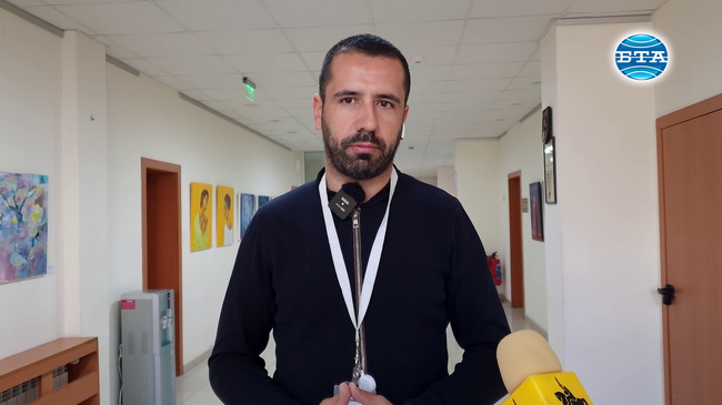 Създадена е организация за края на изборния ден, няма да има струпване при предаване на протоколите, каза секретарят на Община Перник