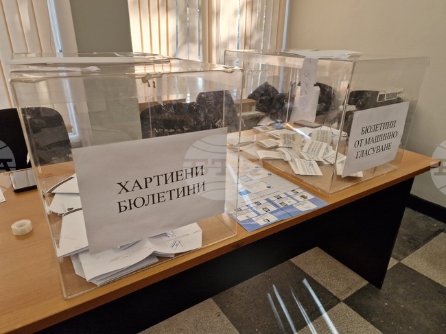 Повече кандидати за парламента и по-малко пари за кампании показват сравнителни данни на Сметната палата за изборите от 9 юни 2024 г. и 2 април 2023 г.