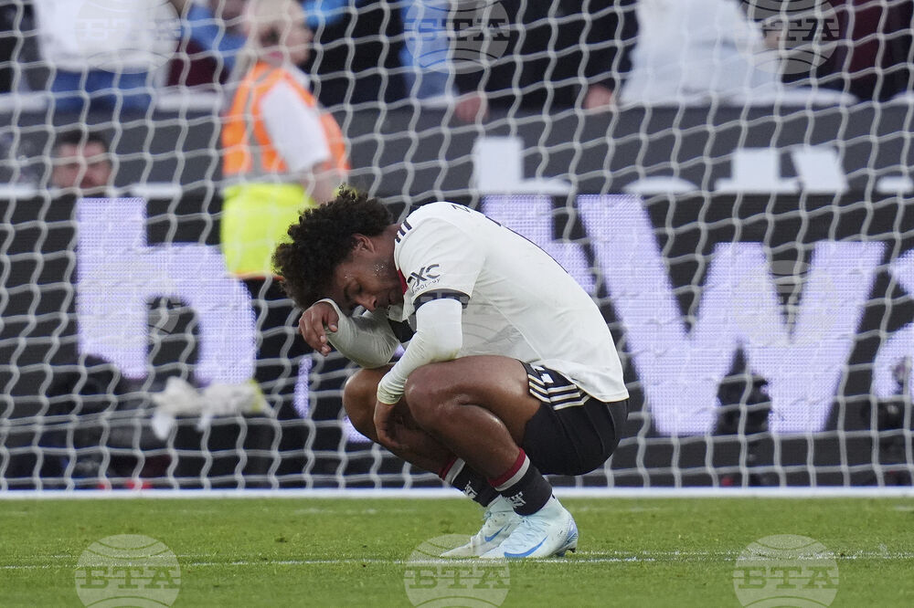 Манчестър Юнайтед може да се раздели с Джошуа Зиркзее през януари, твърдят медии в Англия и Италия