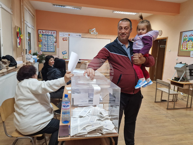 Търговище - парламентарни избори - гласуване