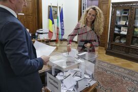 Румъния - Деси Добрева - избори - гласуване