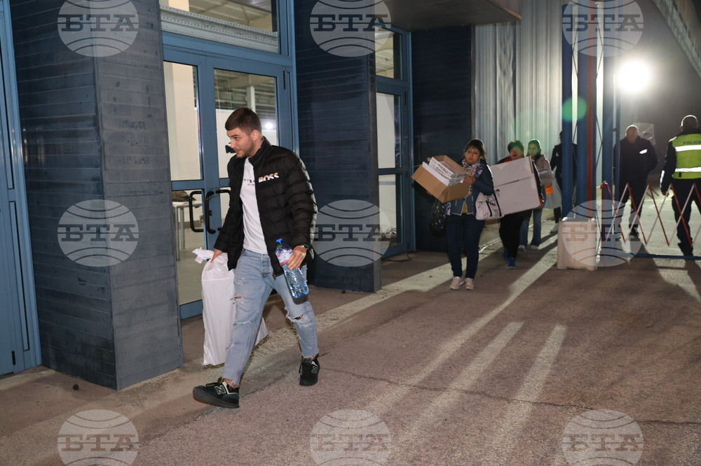 Пловдив - предаване на изборните книжа - 16 РИК