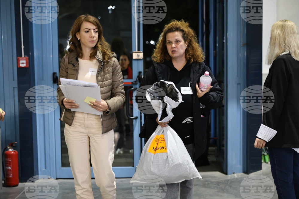 Пловдив - предаване на изборните книжа - 16 РИК