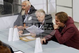 Избори 2024 - край на изборния ден - бюлетини - преброяване