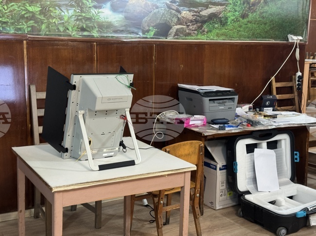 При близо 30 на сто избирателна активност приключиха днешните частичните местни избори в старозагорското село Хрищени