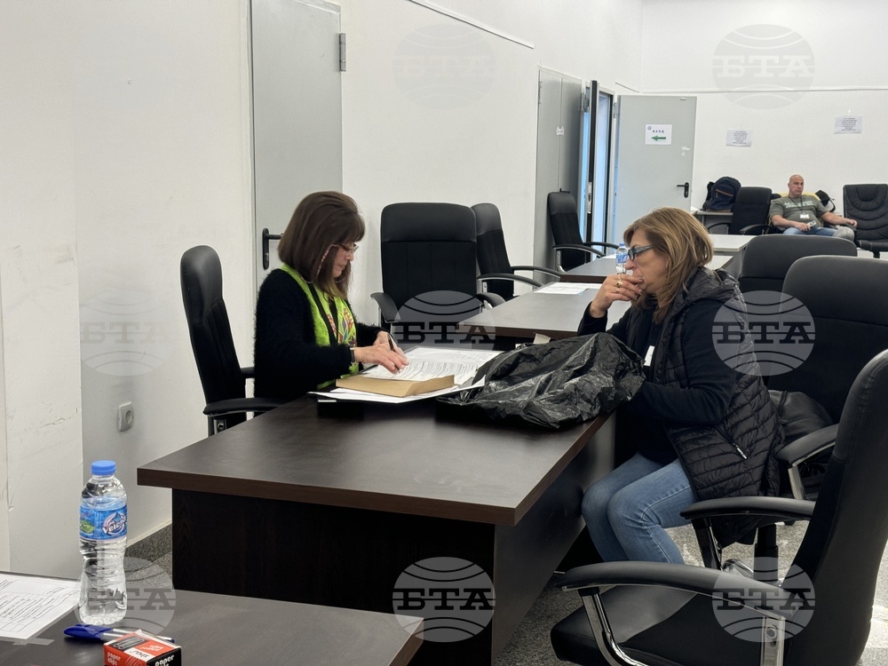 Национален пресклуб на БТА Букурещ - списание ЛИК - 155 години БАН - представяне