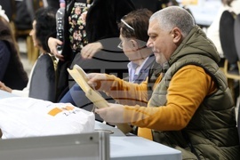 Избори 2024 - край на изборния ден - бюлетини - преброяване