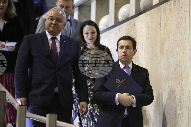 Иван Демерджиев - Нотис Митарачи - среща