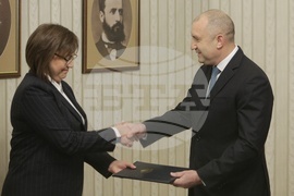 Румен Радев - БСП за България - мандат - връчване