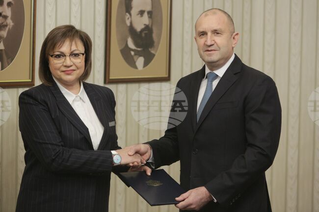 Румен Радев - БСП за България - мандат - връчване