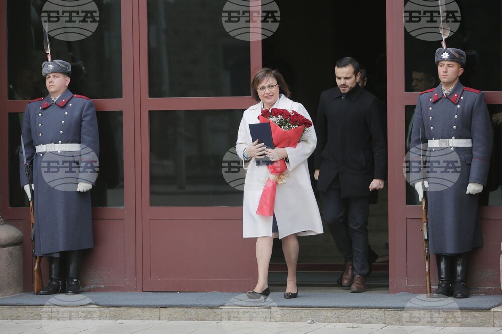 Корнелия Нинова - мандат - брифинг 