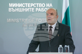 Николай Милков - Петер Сиярто - пресконференция