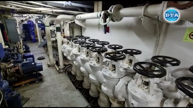 NAVAL RSV 421: Propulsion and Manoeuvrability