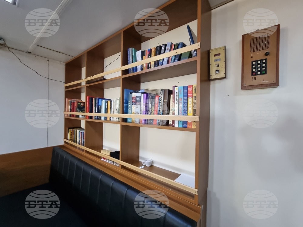 Bulgarian navy research ship bound for Antarctica - Day 20: Ship's Crew with High Morale