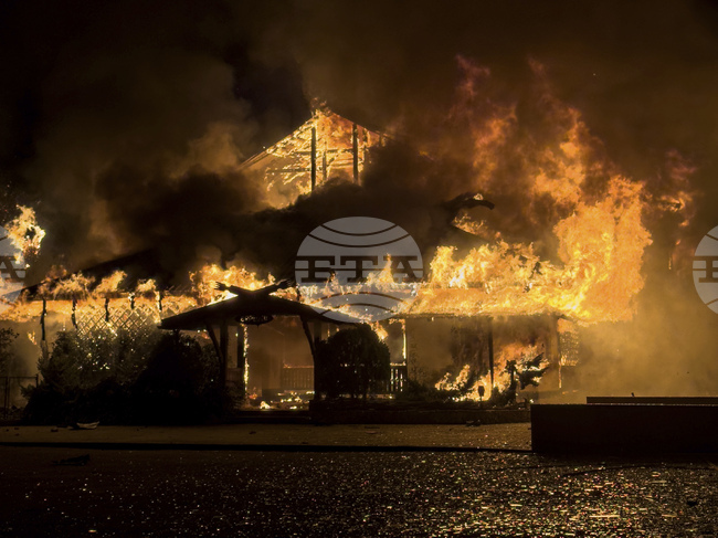 Ukrainian City of Mykolaiv Targeted in Drone Attack, Fire Erupts in Residential Buildings