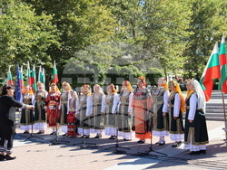Снимка: Община Хасково - Школа за народно пеене "Зора Зорничка" 