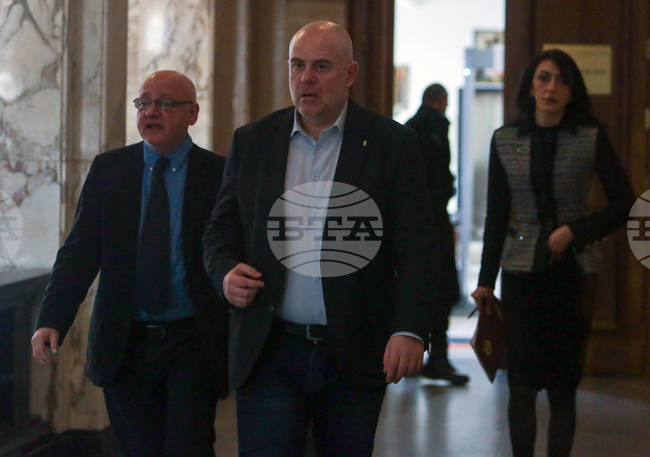 Иван Гешев - винетни такси - жители на село Пролеша - среща