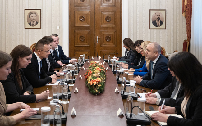 Румен Радев - Петер Сиярто - среща