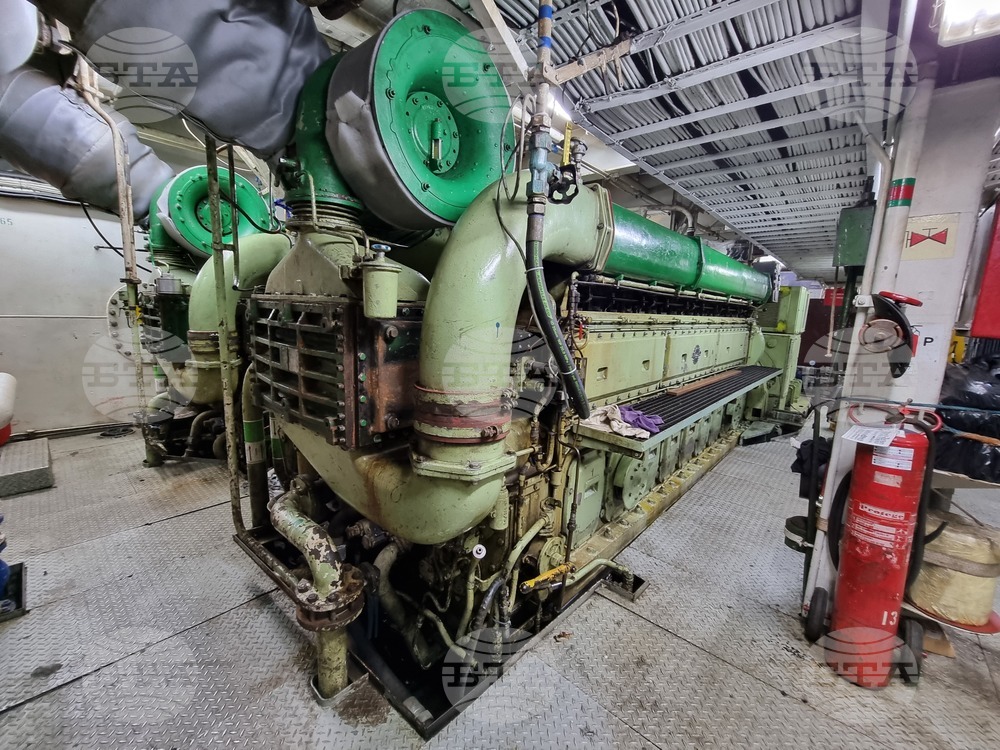 Bulgarian navy research ship bound for Antarctica - Propulsion and Manoeuvrability