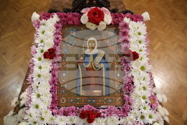 Храм „Св. мъченица Параскева“ - патриарх Даниил - литургия