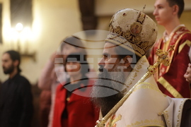 Храм „Св. мъченица Параскева“ - патриарх Даниил - литургия