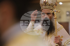 Храм „Св. мъченица Параскева“ - патриарх Даниил - литургия