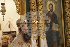 Храм „Св. мъченица Параскева“ - патриарх Даниил - литургия