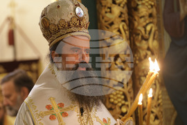 Храм „Св. мъченица Параскева“ - патриарх Даниил - литургия