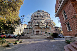 Храм „Св. мъченица Параскева“ - патриарх Даниил - литургия