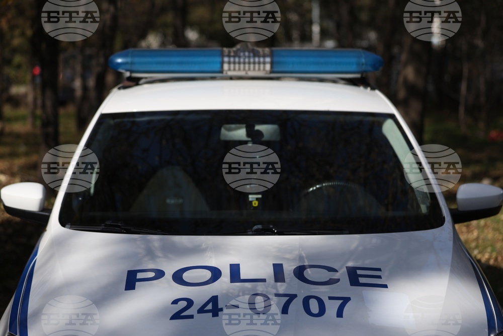 Квартал "Младост" - Полиция - открито тяло