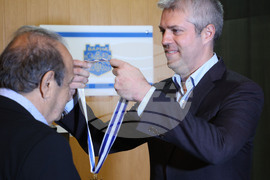 Варна - проф. Стоимен Стоилов - кмет - отличие