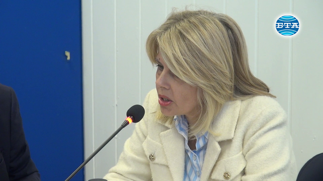 Доц. Каталина Пую от Букурещкия университет: Уча студентите, че Румъния е част от българската история, също както България - от румънската