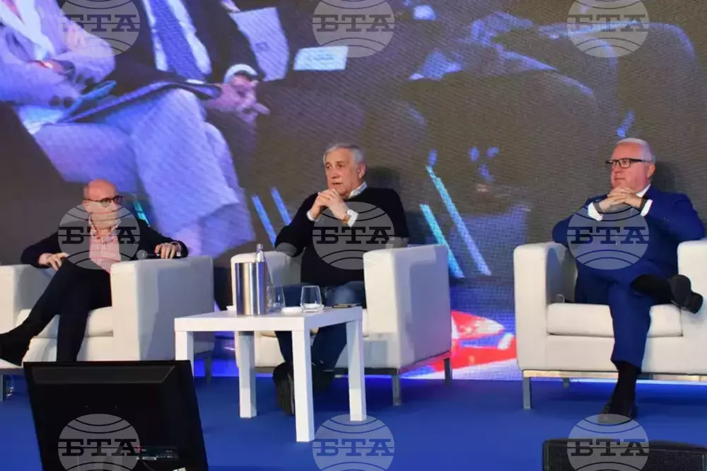 АНСА: Италианският вицепремиер и външен министър заяви, че е неприемливо случващото се с нерегламентирания достъп до държавни бази данни