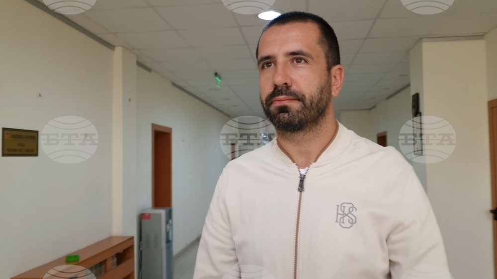 Пернишка област е била сред първите, които са предали протоколите на ЦИК, съобщи Мартин Жлябинков – секретар на общината