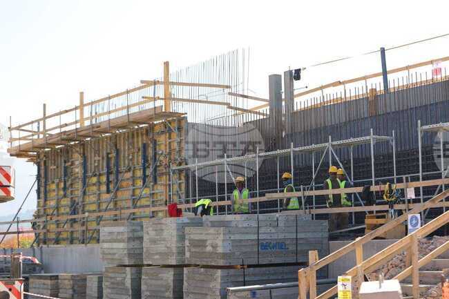 В междуправителствено споразумение да се поемат ясни ангажименти и срокове за изграждането на жп връзката между България и Република Северна Македония, предлагат от транспортното министерство