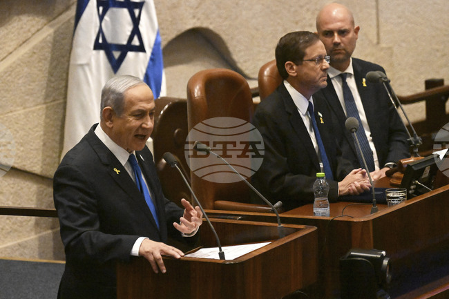 Израелска ултраортодоксална партия напусна управляващата коалиция на Нетаняху заради спор относно призоваване на семинаристи в армията