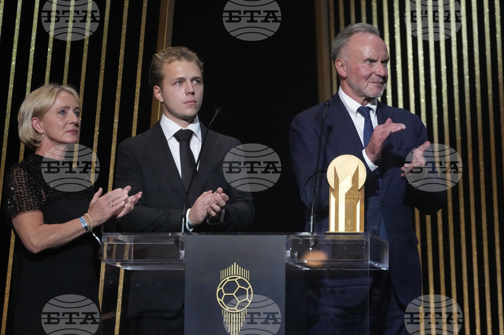 Феновете в Бундеслигата подкрепиха Карл-Хайнц Румениге за въвеждане на таван на заплатите и в Германия, и в света