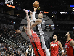 Rockets Spurs Basketball