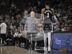 Rockets Spurs Basketball