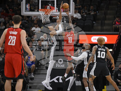 Rockets Spurs Basketball