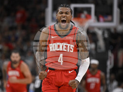 Rockets Spurs Basketball